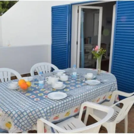 Townhouse With Terrace Within A Complex, Casa de Férias
